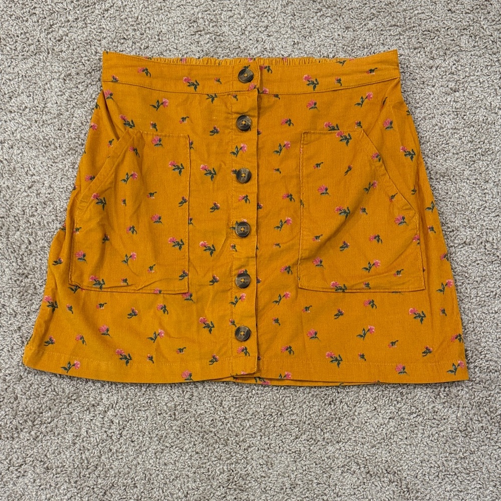American Eagle Outfitters Mustard Floral Button-Front Skirt